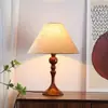 [Transfronterizo] Lámpara de mesa de cerámica estilo chino para dormitorio y sala de estar con pantalla de tela, pantalla de lámpara vintage para sala de té, decoración de mesita de noche estilo antiguo
