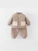 Roupas de Bebê, Macacões Acolchoados de Algodão para Outono e Inverno, Roupas e Calças Quentes de Algodão Fofas para Meninos, Conjuntos Separados para Passear