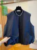 Elegante y único, este chaleco sin mangas de corte holgado estilo americano es una nueva colección de otoño para mujer.. Es una chaqueta corta y un chaleco, modelo A14460