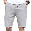 2026 Verano Hielo Fino Seda Casual Pantalones Cortos Sueltos Ajustados Rectos de Longitud Media Pantalones para Hombre de Moda Versátiles Pantalones de Cinco Puntos
