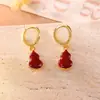 Aretes de Calabaza de Nácar Rojo Doble Cara, Lujo Ligero, Gama Alta, Versátiles, Elegantes, Personalizados, Modernos, Exquisitos Aretes para Mujer