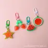Llavero Colgante de Fruta Cambia Color de Descompresión Simulado para Mochila Estudiantil Llave Colgante que Cambia de Color UV Fresa Sandía