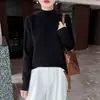 Suéter de Punto Grueso de Lana Pura con Siete Puntos, Cuello Alto Medio y Mangas Raglán Largas en Color Sólido, Nuevo Invierno 2026