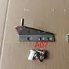 Dobradiças de aço inoxidável de duas portas Freezer comercial de quatro portas Dobradiças inferiores Eixo Central da Porta do Refrigerador Freezer Acessórios para Porta de Freezer
