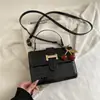 Bolso de Mano de Color Sólido Simple y Elegante 2026 Primavera Nuevo Casual Chic Hombro Cruzado Pequeño Cuadrado para Mujer