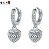 Transmissão ao Vivo Mais Vendido Estilo Coreano Mais Vendido Moda Joias Femininas Estilo Coreano Brincos de Coração Brincos com Design de Diamante Brincos Atacado