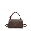 Bolsa de Mão Textura Tecida Transfronteiriça Comércio Exterior Feminina 2026 Nova Elegante Bolsa de Ombro Cruzada Versátil Bolsa Baguete para o Dia a Dia