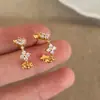 Brincos Casuais, Luxo Acessível e de Alta Qualidade em Zircônia Preta em Formato de Flor em C, Design de Nicho, Brincos de Moda Estilosos e Elegantes