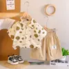 Conjunto de Camisa Cartoon Fina para Bebês e Crianças, Novo Estiloso de Verão Casual Bebê Crianças Estilo Coreano Roupas de Verão Conjunto de Duas Peças