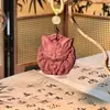 Acessórios de pingente tradicionais feitos à mão da popular marca HeXiang, ornamento para pendurar no carro, amuleto triangular da paz