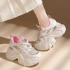 Explosiones de alta calidad Altura interior Zapatos de papá para mujer Suela gruesa 9cm Verano 2024 Nuevo estilo Casual Zapatos blancos para mujer para hombres pequeños