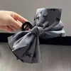 Presilha de Cabelo com Laço de Tecido de Alta Qualidade para Mulheres, Acessório de Cabelo Simples e Estiloso com um Toque de Elegância