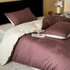 Conjunto de Quatro Peças de Algodão Escovado Outono/Inverno Luxo Leve Tecido Grosso Jacquard Capa de Edredom Lençol de Cama Aconchegante e Quente para a Pele