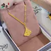 Colar Folha de Ginkgo com Gelo Triturado Irregular, Mesmo Estilo das Lojas de Ouro, Luxo Leve, Sensação de Alta Qualidade, Corrente de Clavícula Elegante e Versátil