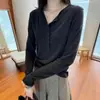 Nuevo top de punto para mujer, otoño e invierno, corte slim, de un solo botón, cuello semibierto, camiseta de manga larga con cuello redondo, top versátil estilo coreano
