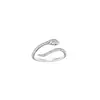 Anillo de diseño con forma de serpiente plateada espíritu de serpiente femenina serpiente pequeña nicho todo-partido personalidad viento frío anillo abierto joyería todo-partido