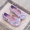 Primavera de 2026 Novo Estilo Sapatos de Princesa Sereia com Concha para Meninas Doces Pequenos Saltos Moda para Meninas Sapatos de Performance Tendência