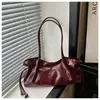 Moda de viajero transfronteriza estilo coreano 2026 nueva bolsa de hombro individual de gran capacidad con cordón plisado casual simple elegante