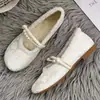 Zapatos peludos de moda para mujer para usar al aire libre, nuevo estilo otoño e invierno 2026, zapatos de algodón tipo slip-on, cálidos y forrados de felpa, mocasines de suela plana