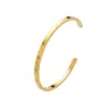 Elegante Pulsera de Puño Dorada para Mujer con Incrustaciones de Diamantes Amarillos Estilo Minimalista Elegante Pulsera Ligera de Aleación para Uso Casual y Formal Ajuste Ajustable Regalo Perfecto para Ocasiones Especiales