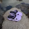 Tamancos Infantis para Uso Externo, com Solado Macio e Leves, Novo Modelo de Verão 2026, Sandálias para Meninos e Meninas, Calçados Dupla Face para Exterior e Praia