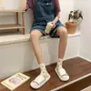 Novas Chinelos Slip-on Femininos de Verão para Interior, Casa e Uso Doméstico Desenho Animado Solado Grosso Banheiro Antiderrapante Sandálias e Chinelos para Uso Externo para Homens