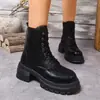 Fabricante Mayorista de Aumento de Altura Botas Martin de Suela Gruesa para Mujer Comercio Exterior Superficie de Cuero 2026 Con Forro de Terciopelo Estilo Británico Otoño/Invierno Botines Talla Grande Algodón
