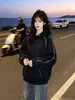 Sudadera con capucha de manga larga para mujer, diseño callejero moderno y único estilo americano, nuevo top casual versátil para otoño e invierno 2026