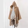 Ropa de Viaje para Xinjiang y Xizang Chal Estilo Étnico Ropa Exterior para Mujer Capa Gruesa Cálida Chaqueta Bufanda para Fotografía Capa