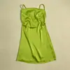 Sumeihui 2026 Primavera/Verano Nuevo Vestido Corto de Tirantes Bodycon Estilo Nanu con Escote Drapeado de Satén Sin Mangas