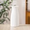 Arranjo de flores de cerâmica branca fosca de queima simples simples simples em casa decoração transfronteiriça decoração transfronteiriça