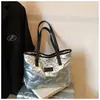Bolsas de Ropa de Algodón de Gran Capacidad para Otoño e Invierno para Mujer 2025 Nueva Bolsa de Hombro Individual para Clase y Viajes Cotidianos Bolsa Tote Versátil Casual de Nicho