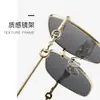 Gafas de Sol de Nuevo Estilo 2026 con Montura Cuadrada y Hebilla de Herradura para Mujer, Color Degradado, Protección Solar a la Moda, Gafas de Sol Estilo Influencer de Moda