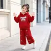 Conjunto de Otoño e Invierno para Niñas 2026 Nueva Moda Infantil Ropa de Invierno Gruesa de Forro Polar Sudadera con Capucha para Bebé Conjunto de Dos Piezas