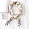 Pañuelo Pequeño de Seda Coreano Bufanda Profesional para Mujer Bufanda de Seda con Diseño de Puntos Ondulados de Moda Pañuelo Cuadrado Pequeño de 70x 70cm Decoración