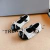 Sapatos de Salto Único Estilo Chanel para Meninas Nova Coleção Primavera 2025 Sapatos Pequenos de Couro com Temperamento para Crianças Sapatos de Princesa para Meninas Mary Zhenhan