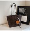 Bolso Tote Vintage de Gran Capacidad Bolso de Mujer 2024 Nuevo Casual para Viajes al Trabajo Bolso de Hombro Popular de Otoño Bolso Grande Portátil