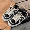 Sapatos Brancos Pequenos Femininos Meia-Arrasto Sapatos de Saia de Verão Sapatos Casuais de Lona Finos Respiráveis de Verão Slip-on Preguiçosos
