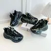 Zapatos casuales modernos, ligeros, con hebilla giratoria, para niños pequeños, estudiantes, niños, zapatillas deportivas para correr para niños, modernos