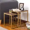 Conjunto Casual de Dos Mesas Cuadradas Retro de Metal para Sala de Estar, Dormitorio, Cafetería, Mesa Lateral de Sofá, Mesa de Café, Soporte para Flores Marrón+Dorado