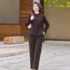 Nuevo Estilo Otoño e Invierno 2026 Moda Casual Tops Reductores de Edad para Mujeres de Mediana Edad y Mayores, Conjunto Versátil Estilo Chanel