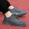 Sapatos Masculinos para Idosos, Tênis de Malha Fly-Woven Macios para Outono, Sapatos 'Dad Shoes' Antiderrapantes e Amortecedores para Homens, Sapatos Casuais para Caminhada ao Ar Livre