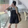 Macacão Jeans Feminino Verão Estilo Coreano 2026 Novo Caimento Solto Shorts de Perna Larga para Figuras Baixas, Calça que Reduz a Idade