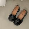 Sapatos Femininos Vermelhos Retrô Franceses de Bico Redondo e Boca Baixa com Salto Grosso Verão 2025 Novo Estilo com Altura para Saia Sapatos Mary Jane