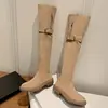 Botas de montar de ante invertido de suela plana 2026, nuevo modelo de otoño elegante y moderno, botas de nieve versátiles de terciopelo engrosado hasta la rodilla para mujer