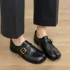 Mocasines de cuero estilo británico para mujer con diseño de puntera dividida, cierre de hebilla, estilo slip-on, tacón grueso, zapatos planos versátiles
