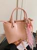 Bolso bandolera portátil de alta gama, moderno y bonito, estilo coreano con relieve, informal, combinable, para viajes y para mujer