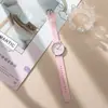 Atacado de Relógios Femininos Frescos e Simples em Cores Doces, Estilo Delicado com Escala Digital, Relógios Estudantis de Quartzo em Silicone para Mulheres