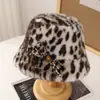 Sombrero de Lana con Estampado de Leopardo Retro, Lazo Bordado, para Mujer, Otoño e Invierno, Caliente, Protección para las Orejas, Cara Linda Visible, Gorro Pequeño para el Frío