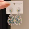 Pendientes Huecos Ovalados de Zirconia Plata Aguja Lujo Ligero, Estilo Corte Vintage, Artesanía Exquisita, Pendientes de Gama Alta para Mujer